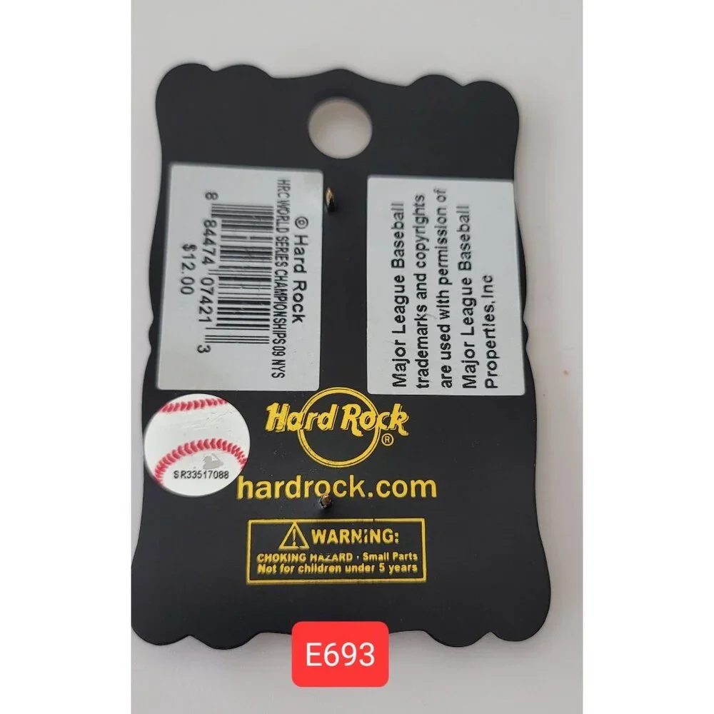 Hard Rock Cafe NY World Series Yankee Stadium Champions 2009 Pin E693 - Picture 6 of 7